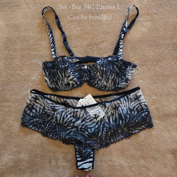 NWOT Chantelle Balconette Demi Bra 34C Lace Zebra Print Black White Sheer 3695 - Picture 6 of 6